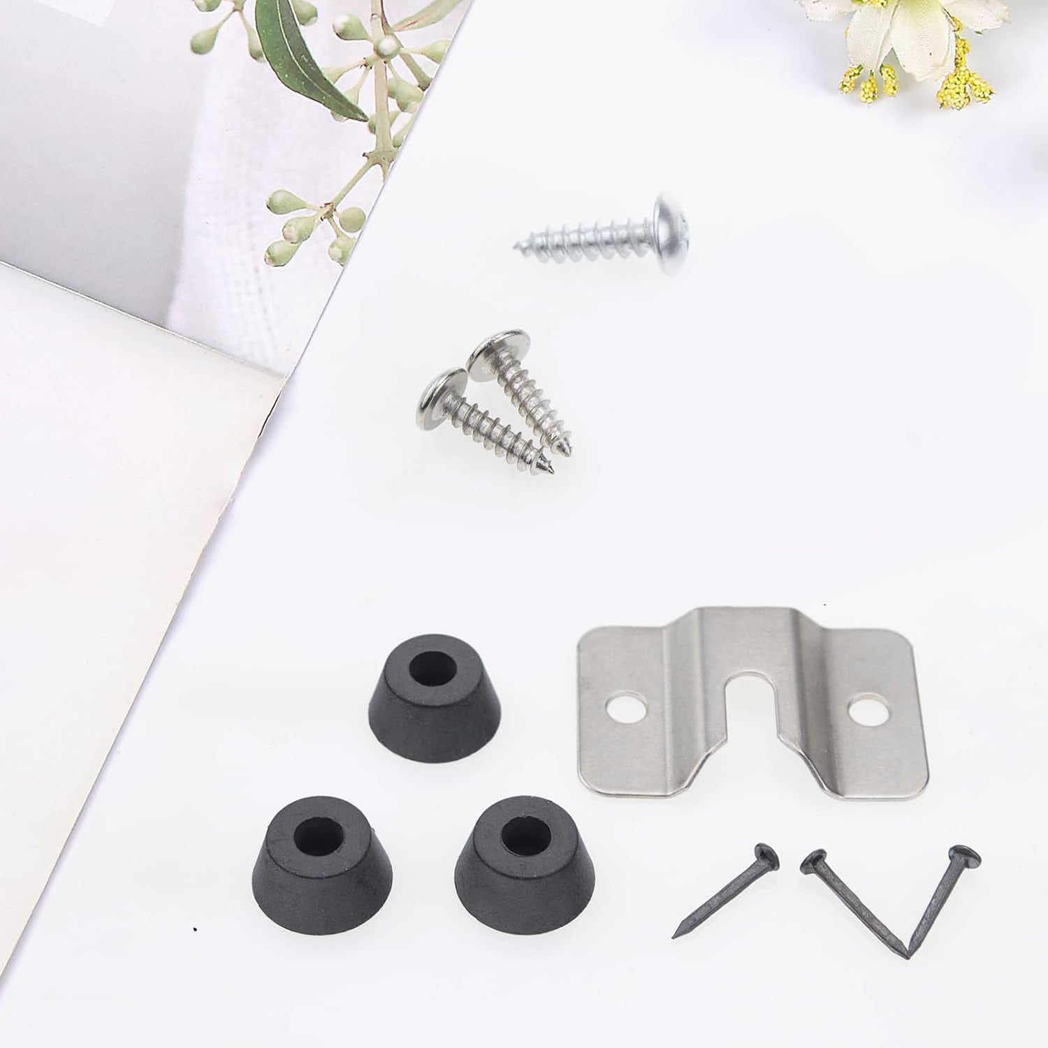 RuenTech Steel Dartboard Wall Bracket – Secure Mounting Kit